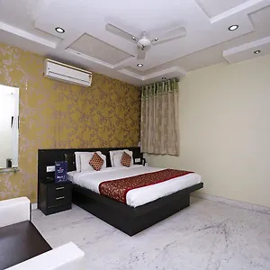 ** Hotel Star India